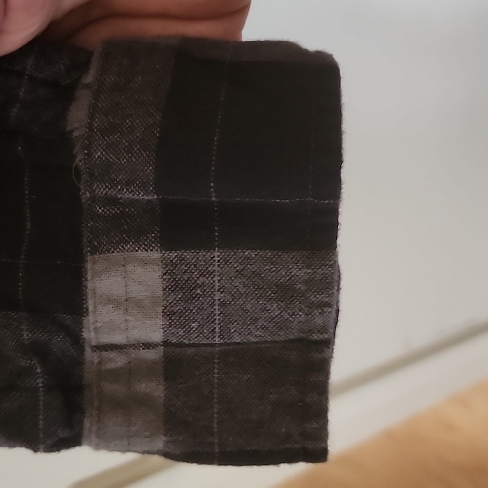 Pendleton Medium Gray + Black Check Flannel Shirt… - image 5